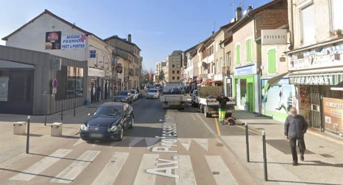 Local commercial · 100 m² · Cession de bail — photo 1