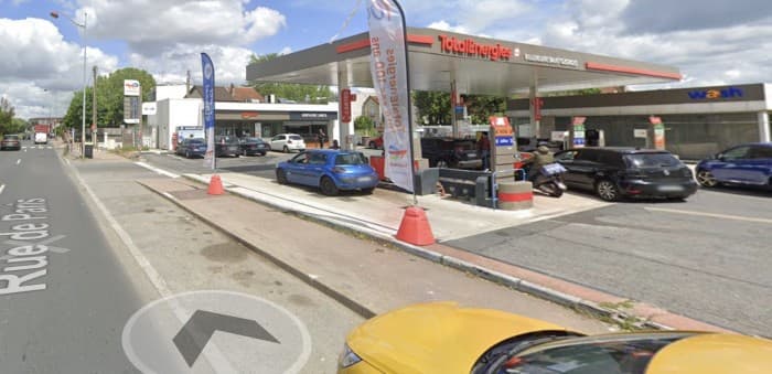 Murs commerciaux · 1074 m² · Achat des murs — photo 1