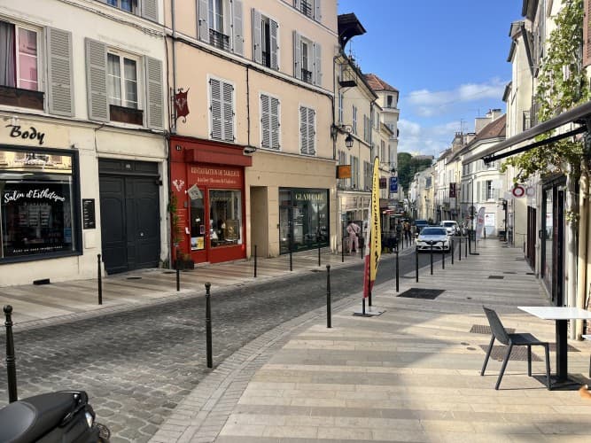 Local commercial · 124 m² · Fonds de commerce — photo 1