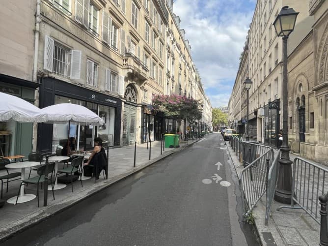 Local commercial · 113 m² · Fonds de commerce — photo 1