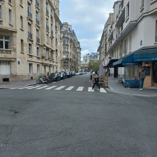 Local commercial · 63 m² · Cession de bail — photo 1