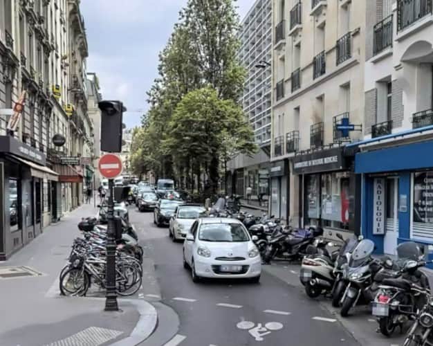 Local commercial · 38 m² · Cession de bail — photo 1