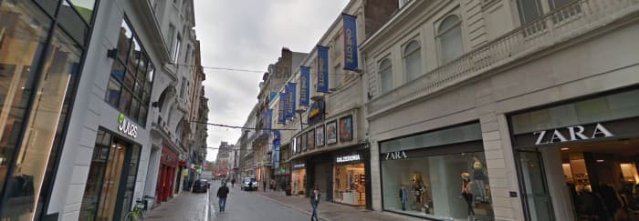Local commercial · 212 m² · Location — photo 1