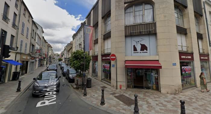 Murs commerciaux · 216 m² · Achat des murs — photo 1