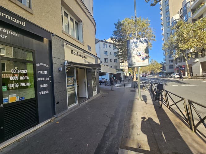 Local commercial · 28 m² · Cession de bail — photo 1