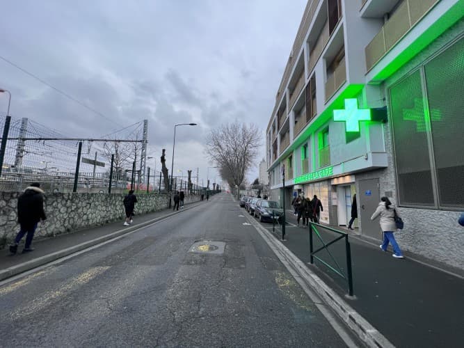Local commercial · 98 m² · Fonds de commerce — photo 1