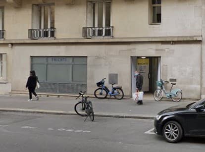 Local commercial · 141 m² · Location — photo 1