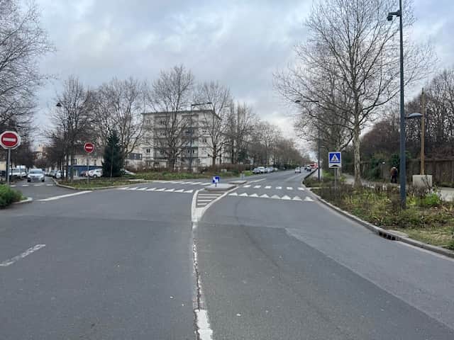 Murs commerciaux · 240 m² · Achat des murs — photo 1