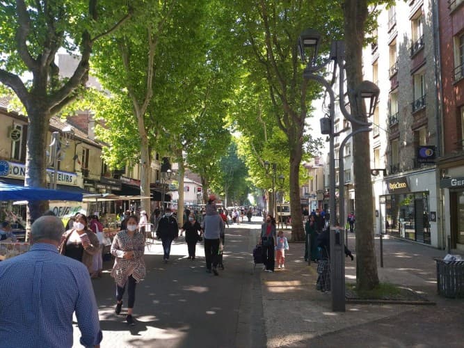 Local commercial · 110 m² · Fonds de commerce — photo 1