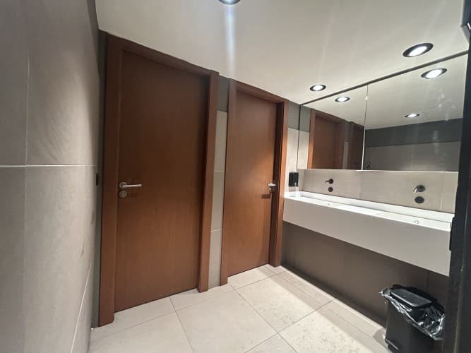 Local commercial · 175 m² · Fonds de commerce — photo 1