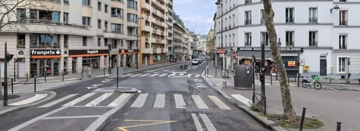 Local commercial · 55 m² · Location — photo 1