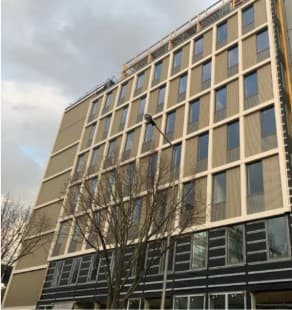 Local commercial · 211 m² · Location — photo 1