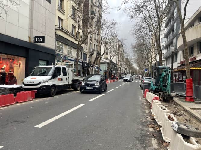 Local commercial · 83 m² · Cession de bail — photo 1