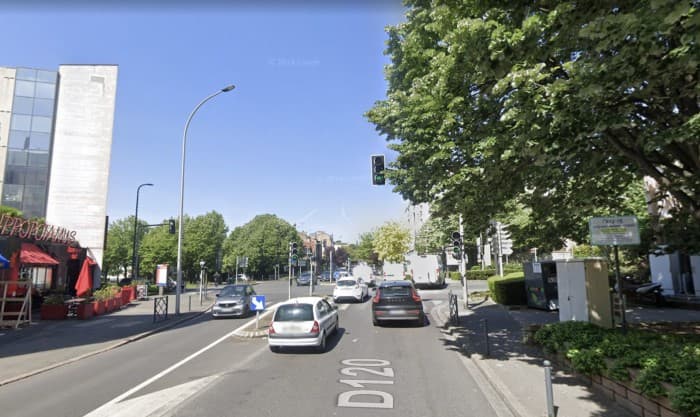 Local commercial · 100 m² · Cession de bail — photo 1
