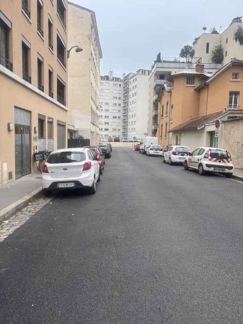 Local commercial · 60 m² · Cession de bail — photo 1