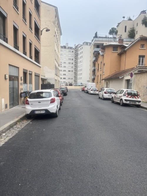 Local commercial · 60 m² · Cession de bail — photo 1