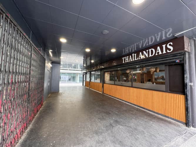 Local commercial · 96 m² · Fonds de commerce — photo 1