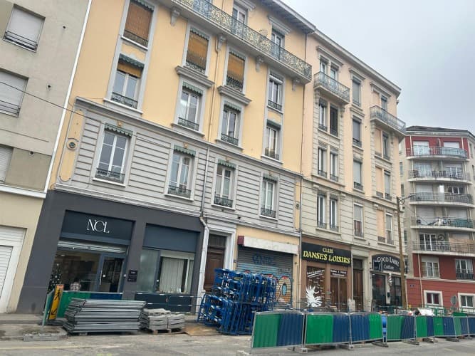 Local commercial · 120 m² · Fonds de commerce — photo 1
