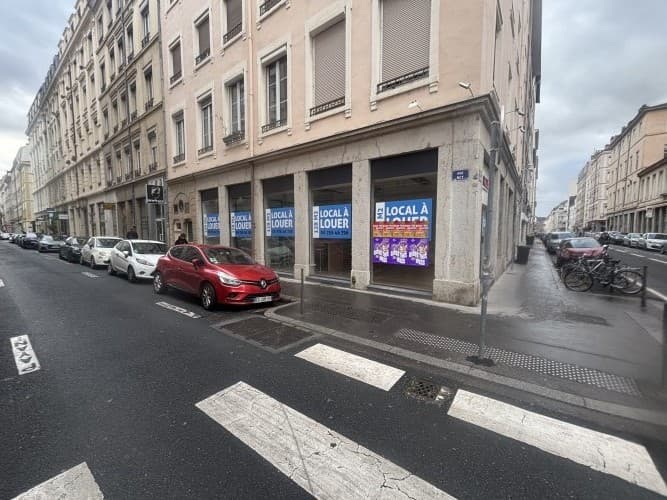 Local commercial · 65 m² · Cession de bail — photo 1