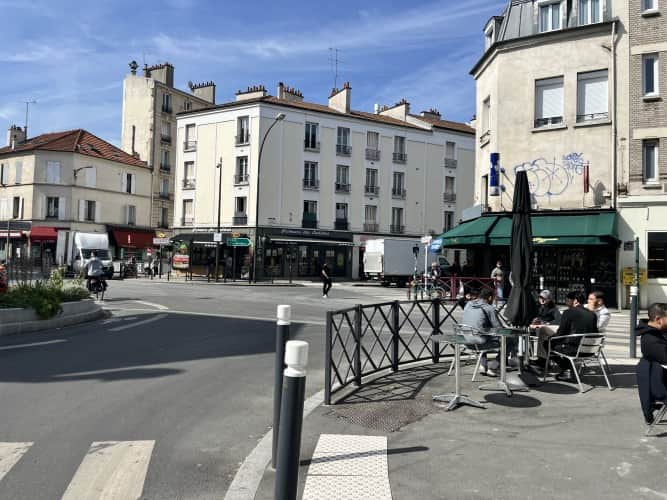 Local commercial · 105 m² · Fonds de commerce — photo 1