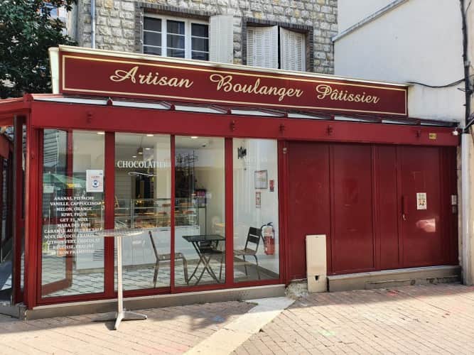 Local commercial · 245 m² · Location — photo 1