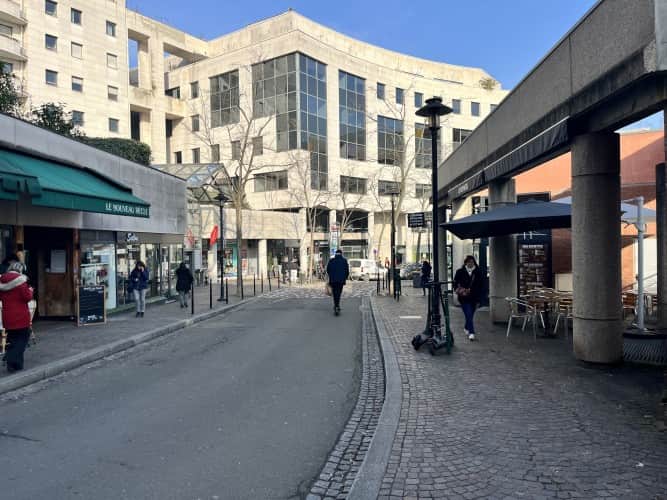 Local commercial · 54 m² · Cession de bail — photo 1