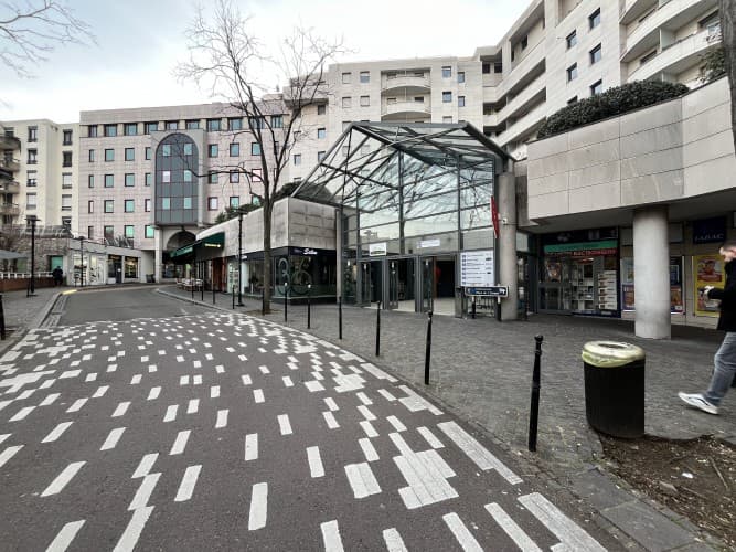 Local commercial · 65 m² · Fonds de commerce — photo 1