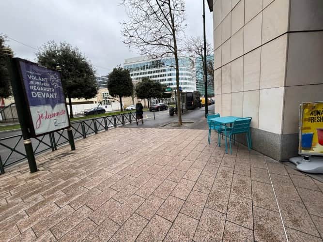 Local commercial · 68 m² · Fonds de commerce — photo 1