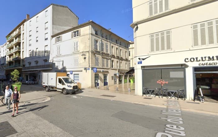Local commercial · 120 m² · Cession de bail — photo 1