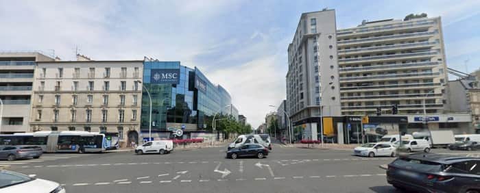 Local commercial · 166 m² · Location — photo 1