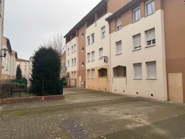 Local commercial · 60 m² · Location — photo 1