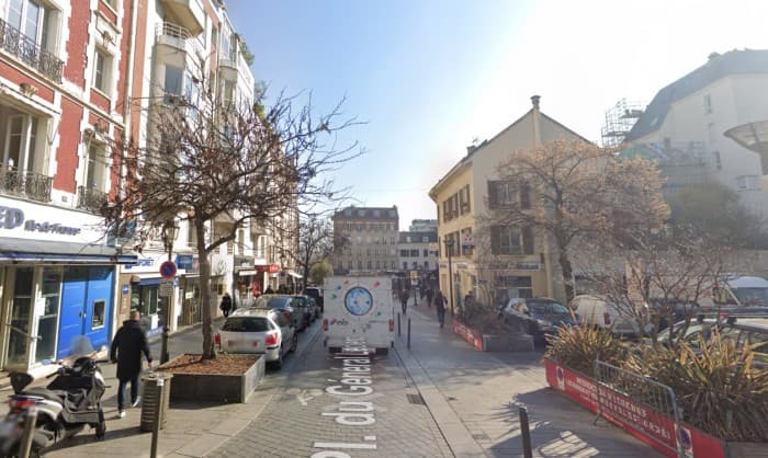 Local commercial · 45 m² · Location — photo 1