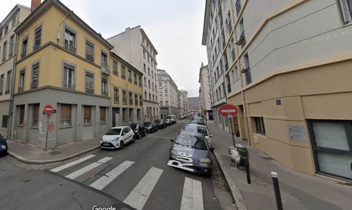 Local commercial · 90 m² · Fonds de commerce — photo 1