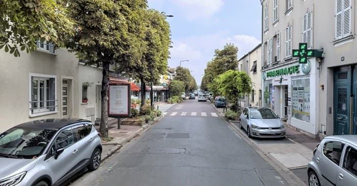 Local commercial · 110 m² · Location — photo 1