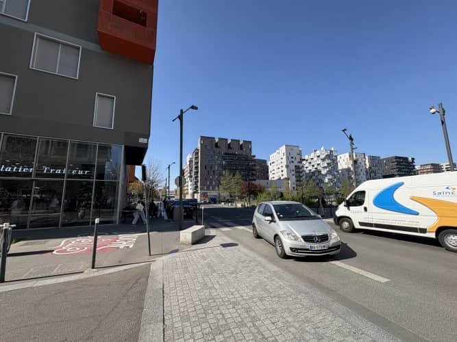 Murs commerciaux · 65 m² · Achat des murs — photo 1
