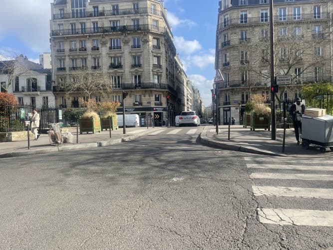 Local commercial · 140 m² · Fonds de commerce — photo 1