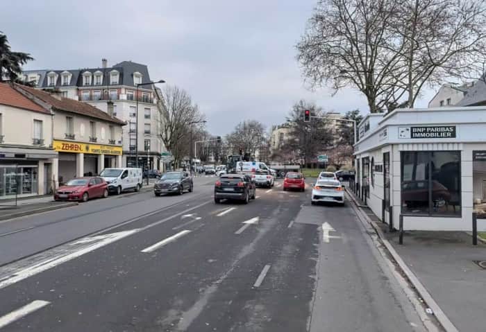 Local commercial · 144 m² · Fonds de commerce — photo 1