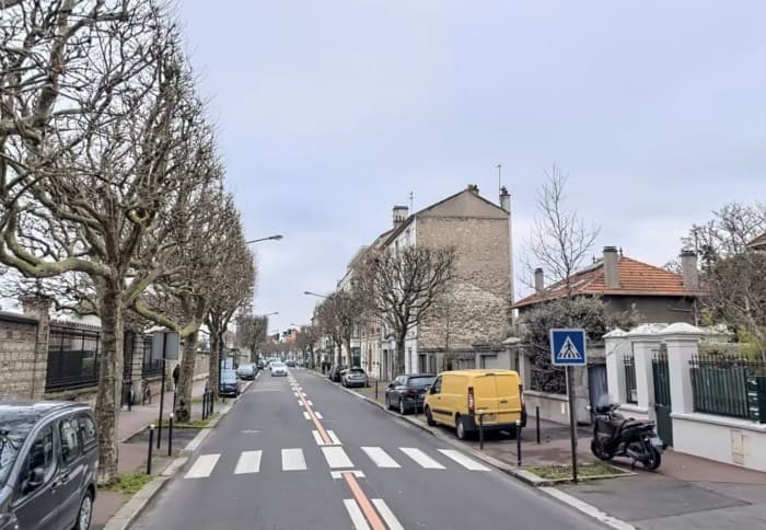 Local commercial · 28 m² · Location — photo 1