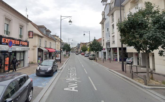 Local commercial · 42 m² · Cession de bail — photo 1