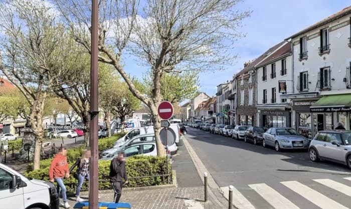 Local commercial · 181 m² · Fonds de commerce — photo 1