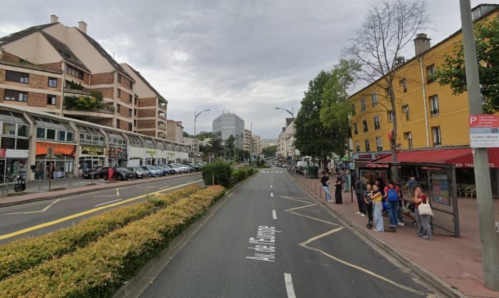 Local commercial · 127 m² · Fonds de commerce — photo 1