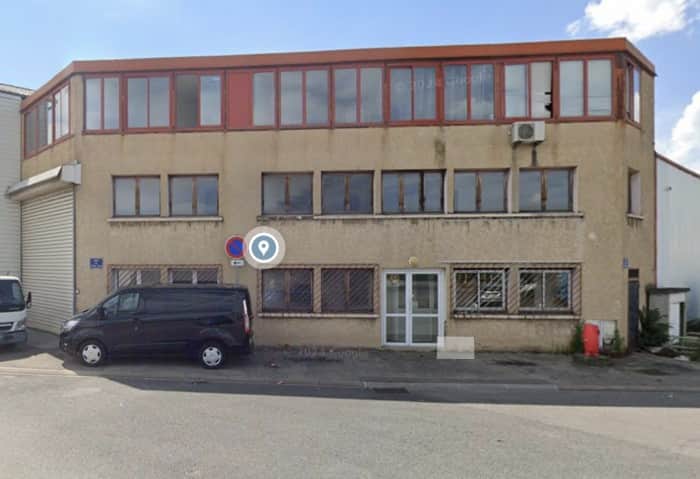 Murs commerciaux · 144 m² · Achat des murs — photo 1
