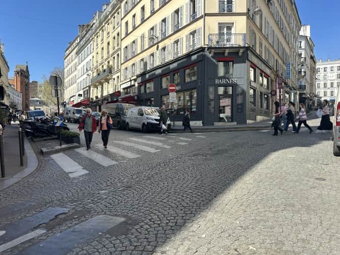 Murs commerciaux · 99 m² · Achat des murs — photo 1