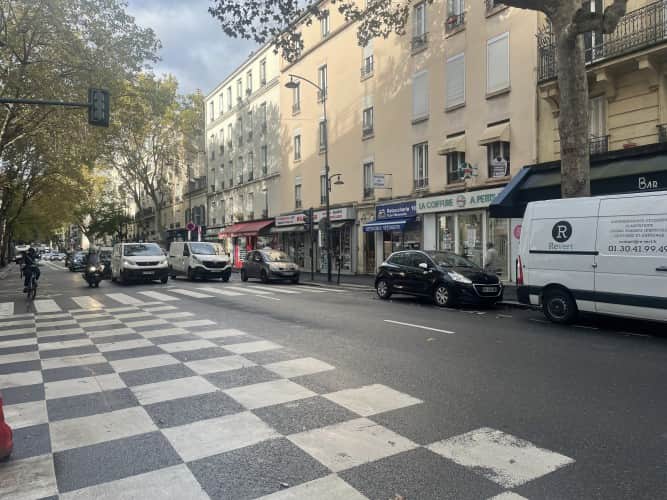 Local commercial · 163 m² · Cession de bail — photo 1
