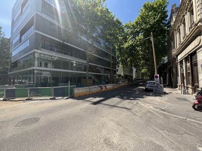 Local commercial · 100 m² · Fonds de commerce — photo 1