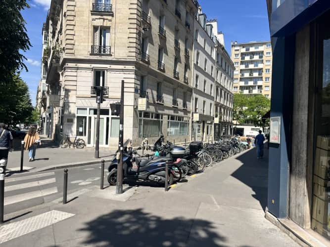 Local commercial · 65 m² · Cession de bail — photo 1
