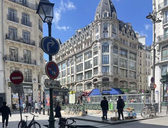 Local commercial · 61 m² · Cession de bail — photo 1