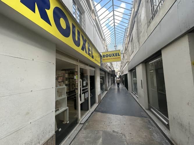 Local commercial · 59 m² · Cession de bail — photo 1