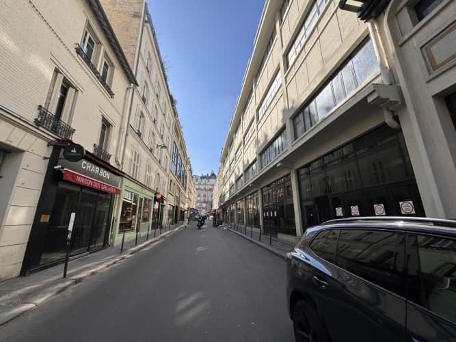 Local commercial · 50 m² · Location — photo 1