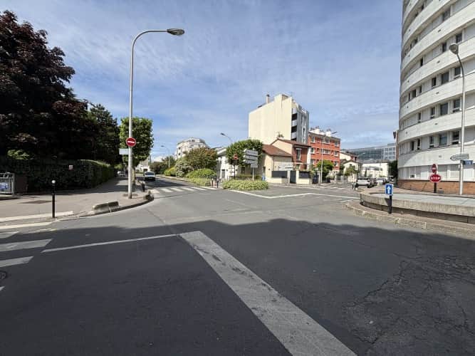 Local commercial · 165 m² · Cession de bail — photo 1